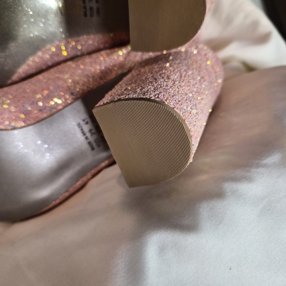 Old Cutler Sparkling Pink Ankle Boots - Picture 6 of 7